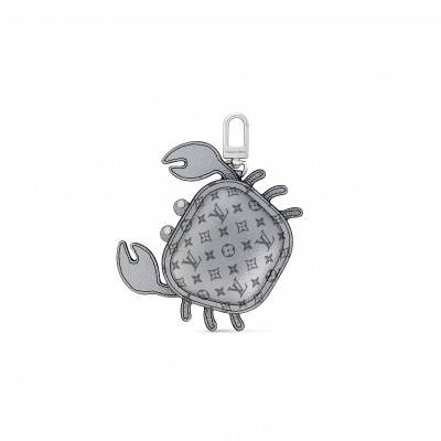 LOUIS VUITTON LV CRAB BAG CHARM M02529 LOUIS VUITTON LV CRAB BAG CHARM M02529
